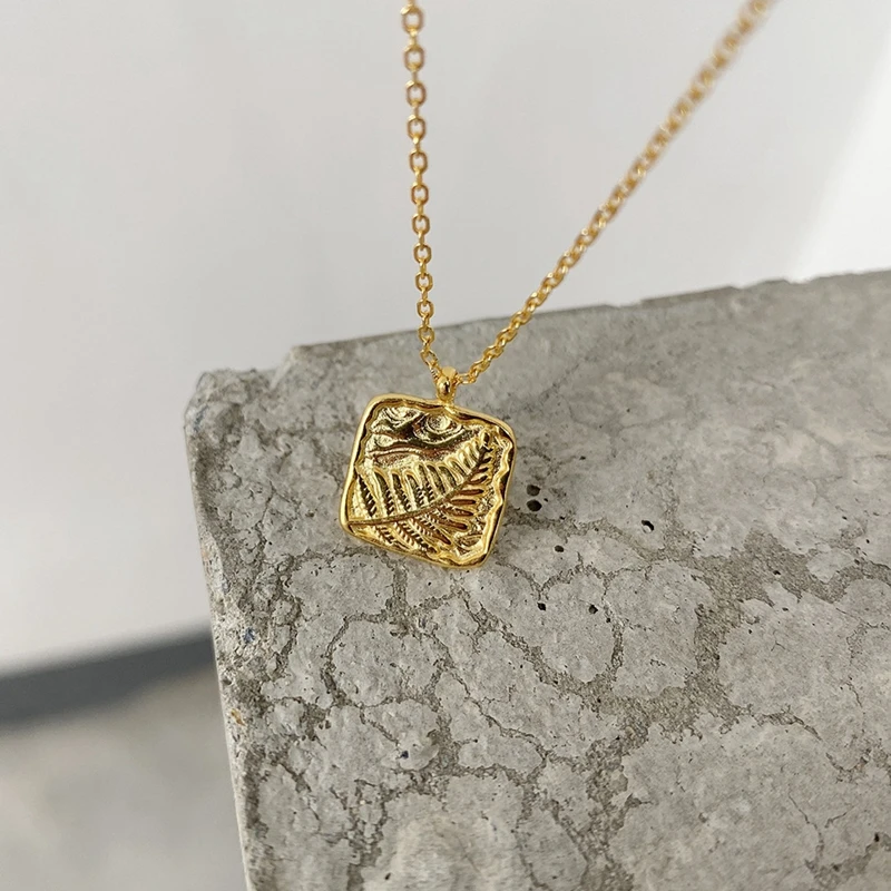 

Silvology 925 Sterling Silver Square Tree Leaf Pendant Necklace for Women Creative Texture Element Necklace Fashionable Jewelry
