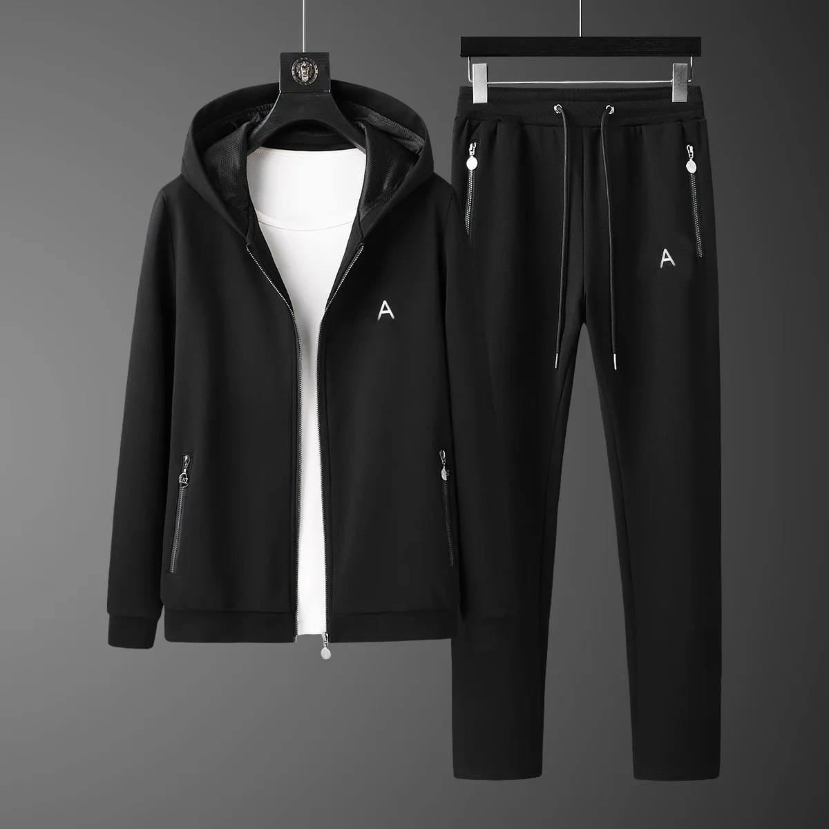 Мужской зимний утолщенный комплект из двух предметов для занятий фитнесом и