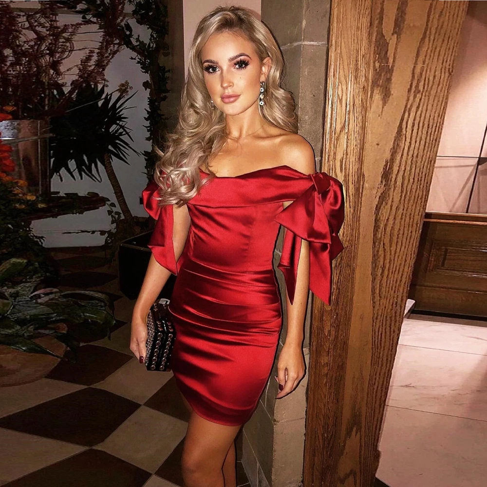 Женское атласное платье с коротким рукавом красное Черное вечернее до середины