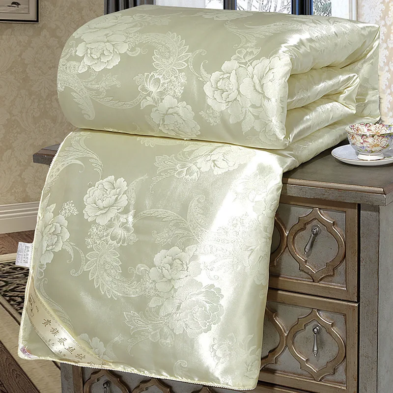 

Mulberry Silk Comforter/Blanket/Quilt/Duvet for Winter Thicker Warm King Queen Size bedding Solid color Jacquard With Gift box