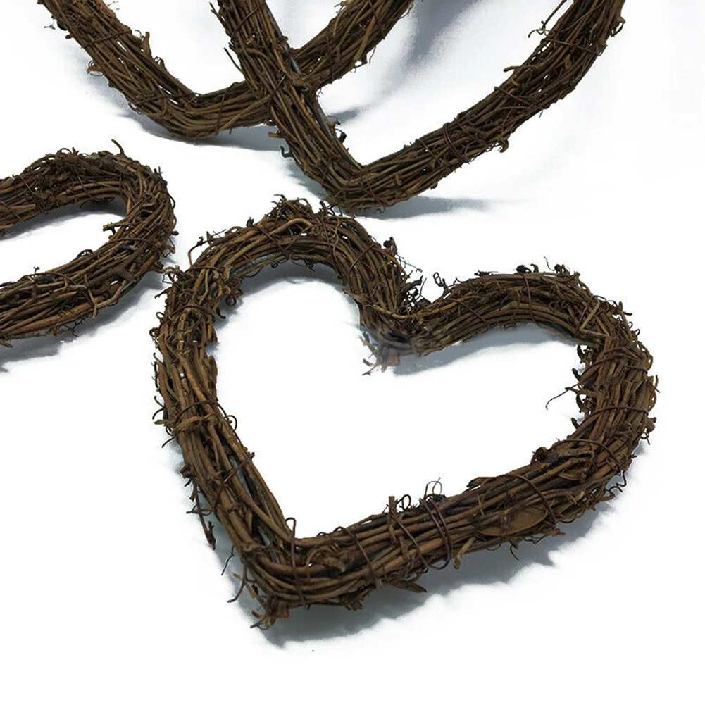 

Heart-Shaped Rattan Wreaths DIY Handmade For Flower Shop Door Hanging Floral Wreath Decoration TN88