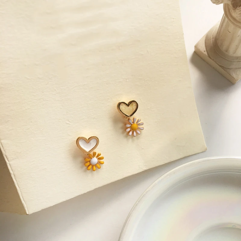 Ассиметричные корейские ювелирные изделия милые маленькие висячие серьги в