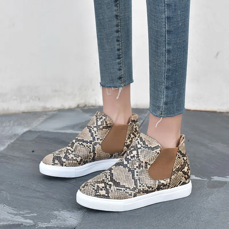 Женская прогулочная обувь Модная повседневная на плоской подошве с леопардовым
