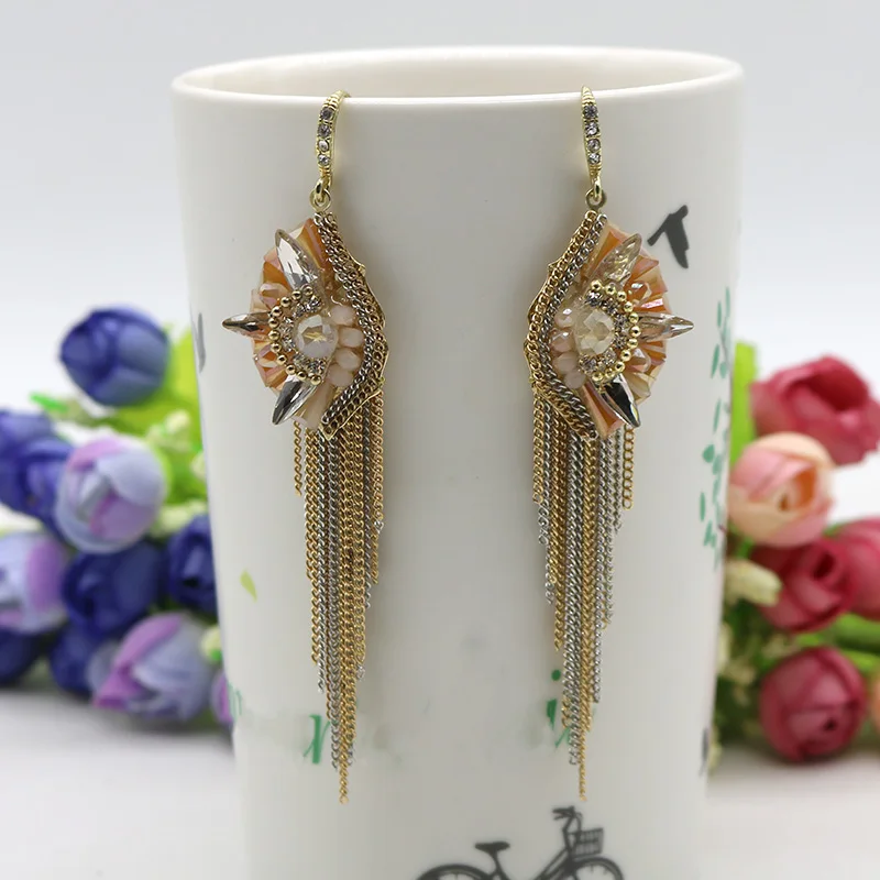 Женские длинные висячие серьги стразы с кристаллами и цветными защитными