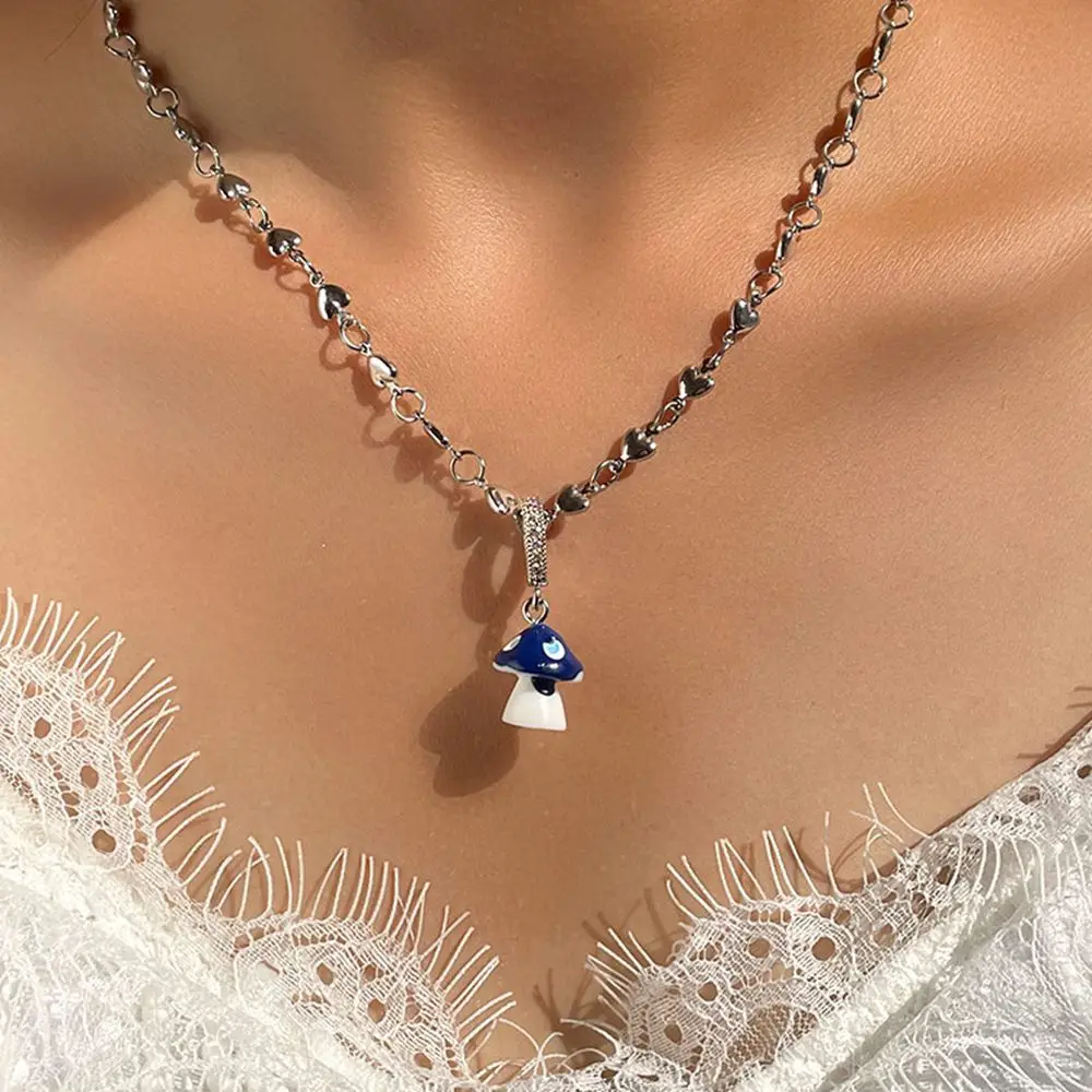 

Sweet Candy Color Cute Cartoon Mushroom Pendant Zircon Choker Necklace For Women Fashion Silver Color Metal Chain Hiphop Jewelry