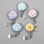 Творческий цветные конфеты цветы смолы выдвижной Бейдж медсестра Студент выставка ID карты Зажимы для бейджа канцелярских принадлежностей