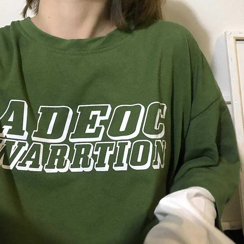 Футболка женская черно-серая с имитацией комиксов в стиле Харадзюку | Женская