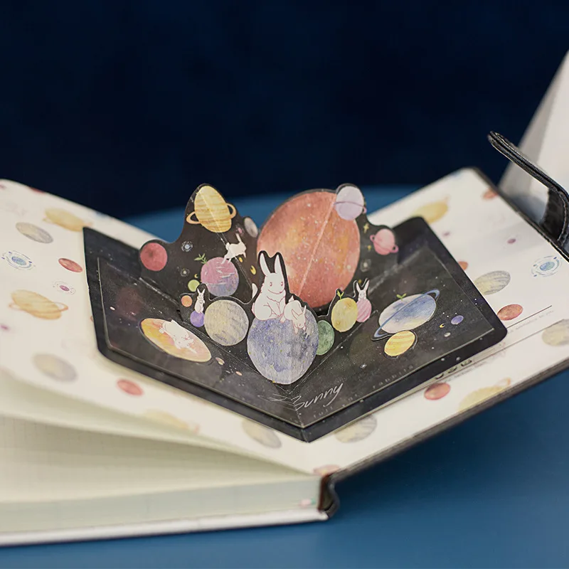 

Дневник-книжка из мягкой искусственной кожи с изображением фэнтези кролика, цветные страницы 130 мм * 180 мм, блокнот без рисунка + клетка + Бесп...