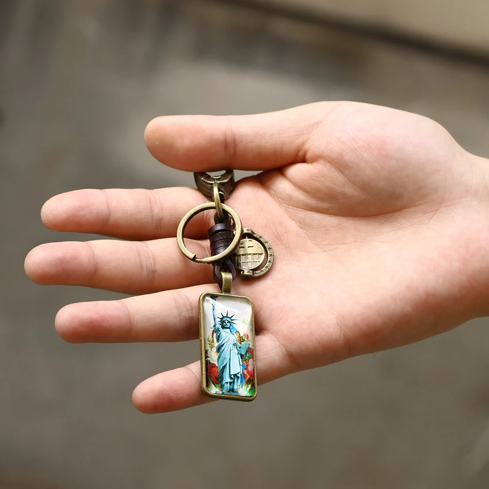 Креативный стеклянный брелок в форме квадрата и статуи Свободы фото чудо с
