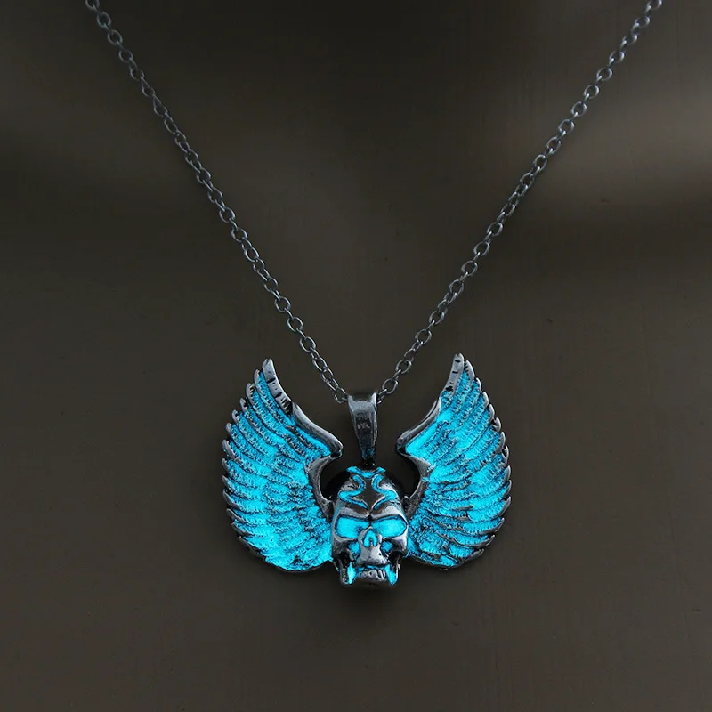 

Retro Luminous Demon Wing Pendant Necklace Glow In The Dark Stainless Steel Punk Necklace Fashion Jewelry for Men Women Gift