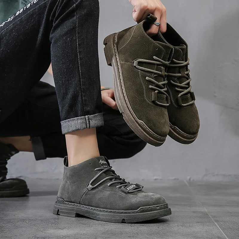 

YEINSHAARS Classic PU Leather Tooling Boots Men Leather Martin Boots Men Fashion Desert Boots Popular High Top Leather Shoes