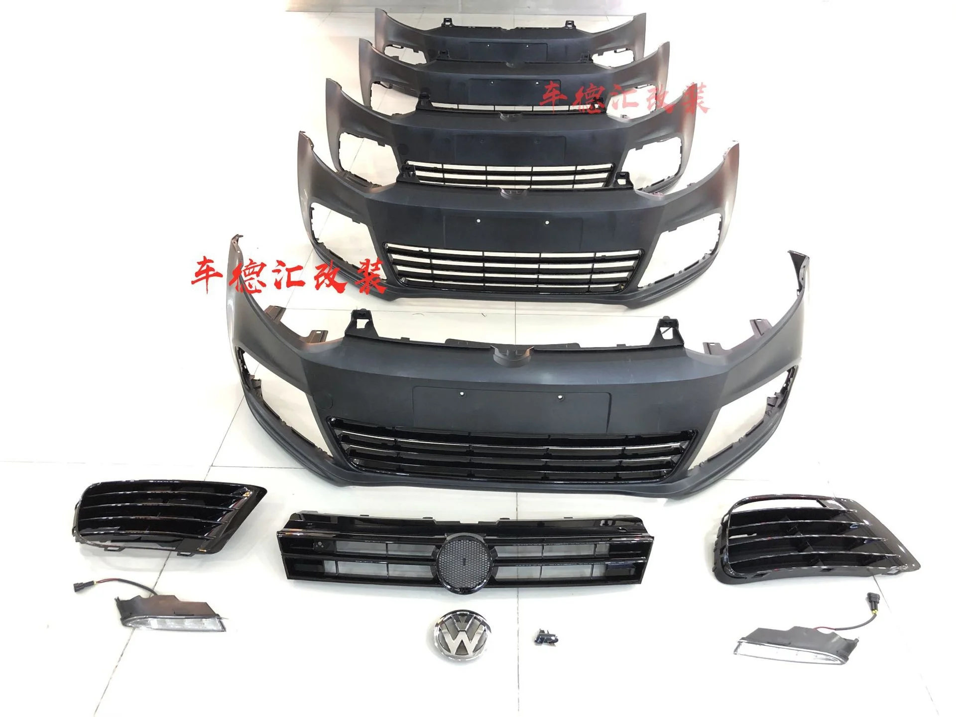 Костюм для Volkswagen Big Polo Ti Refits R20 Bar r версия объемная Передняя боковая юбка |