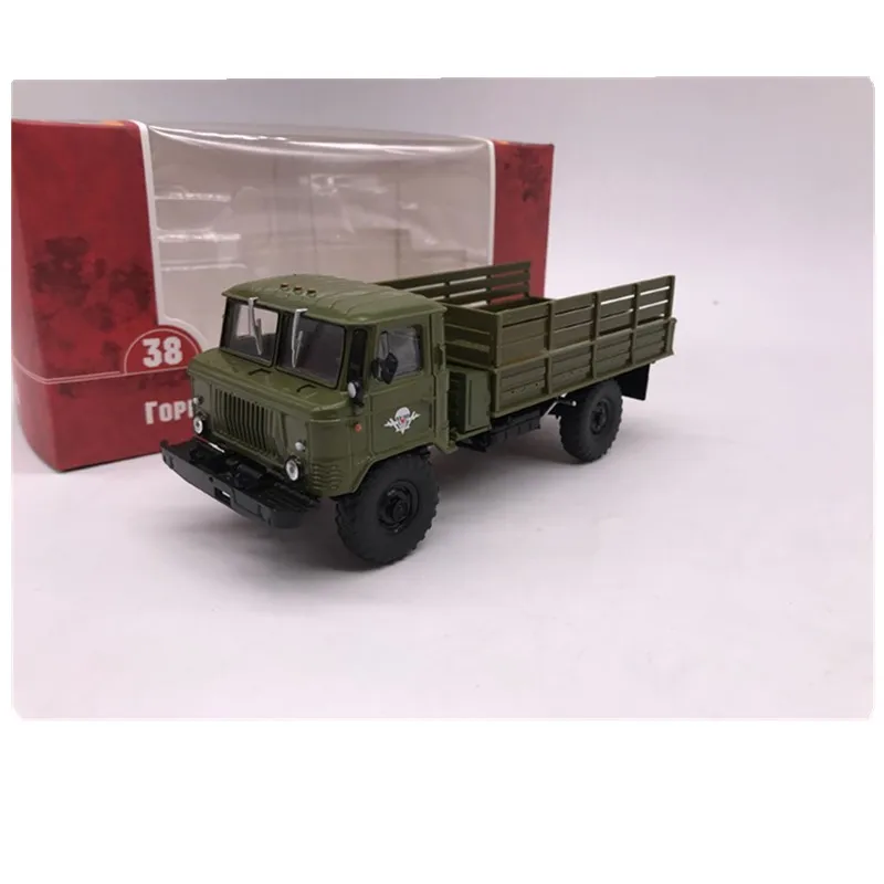 Коллекционная металлическая модель грузовика в масштабе 1:43|Наземный транспорт| |