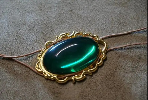 Аниме фиолетовый эвергарден Cospaly реквизит Ожерелье Подвеска Зеленый Алмаз