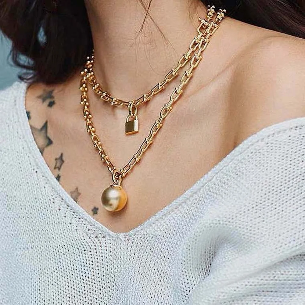 

Double-Layer Lengthened Horseshoe Chain Ball Lock Necklace Bracelet Ins Hip Hop Neutral Sweater Chain Pendant Necklace for Women