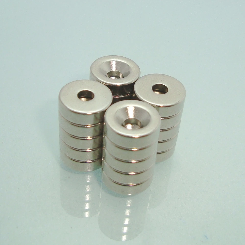 Неодимовый магнит диаметром 9 5x3 2 диаметра 3 мм с потайным отверстием Imans Magnetics