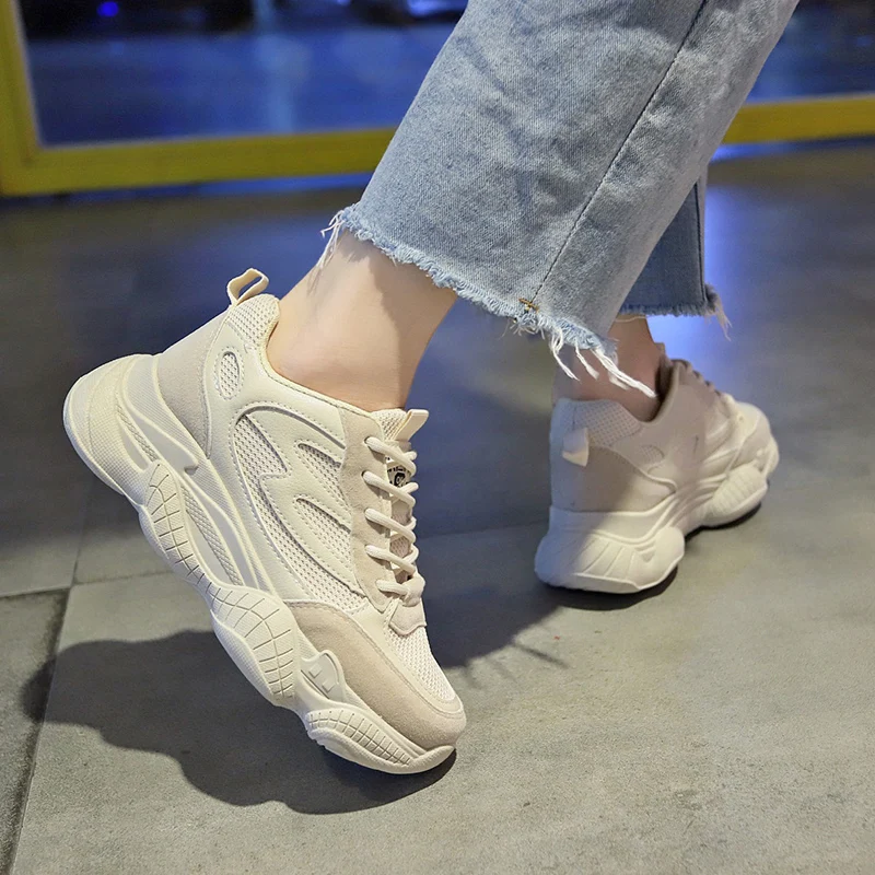 Новинка дизайнерские белые кроссовки на платформе в Корейском стиле