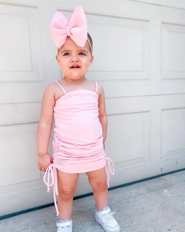 

Летнее Повседневное платье и повязка на голову для маленьких девочек, Однотонная юбка на тонких бретельках с кулиской и головной убор с бантом