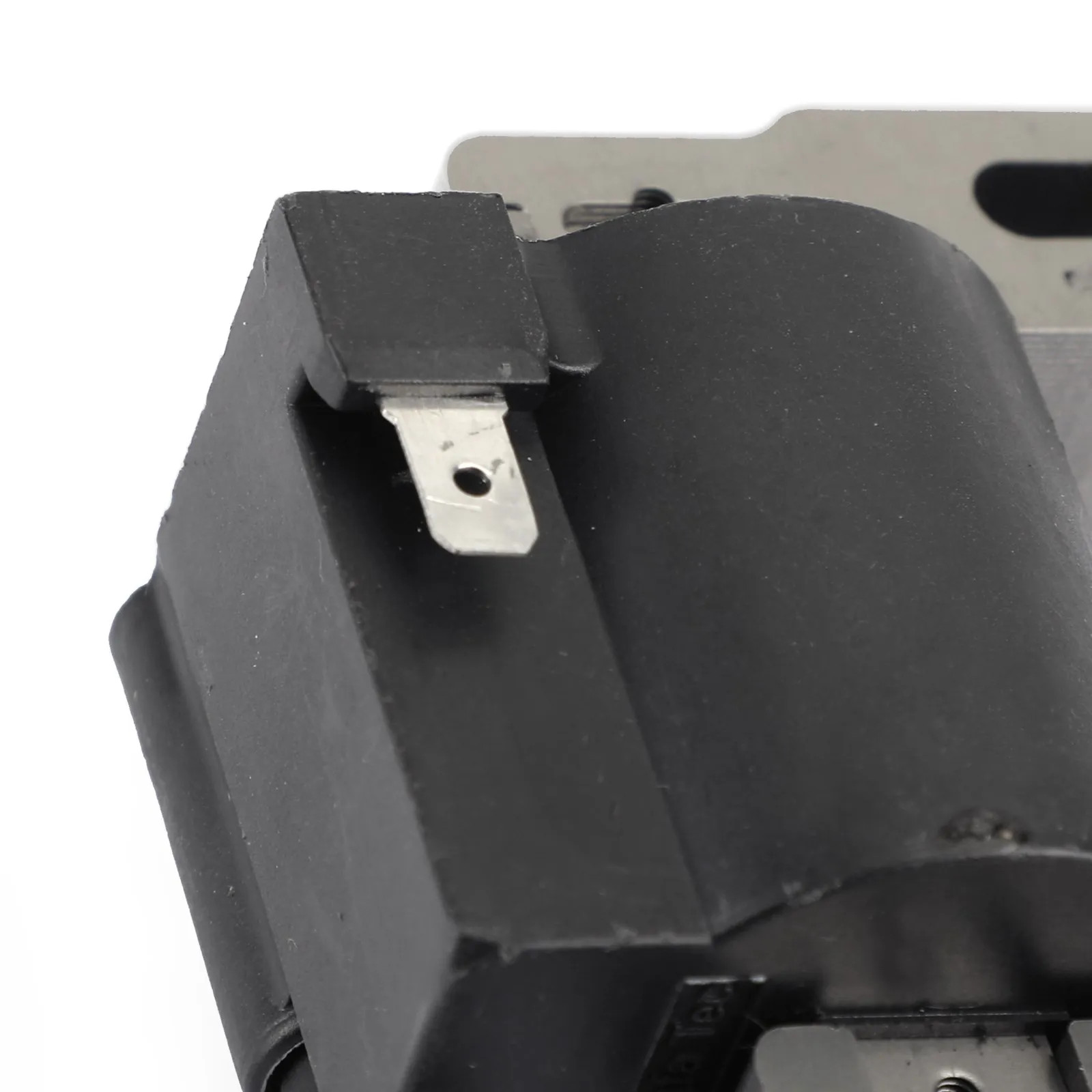 

Areyourshop 799381 790817 692605 802574 Ignition Coil For BS 5HP 6.75HP