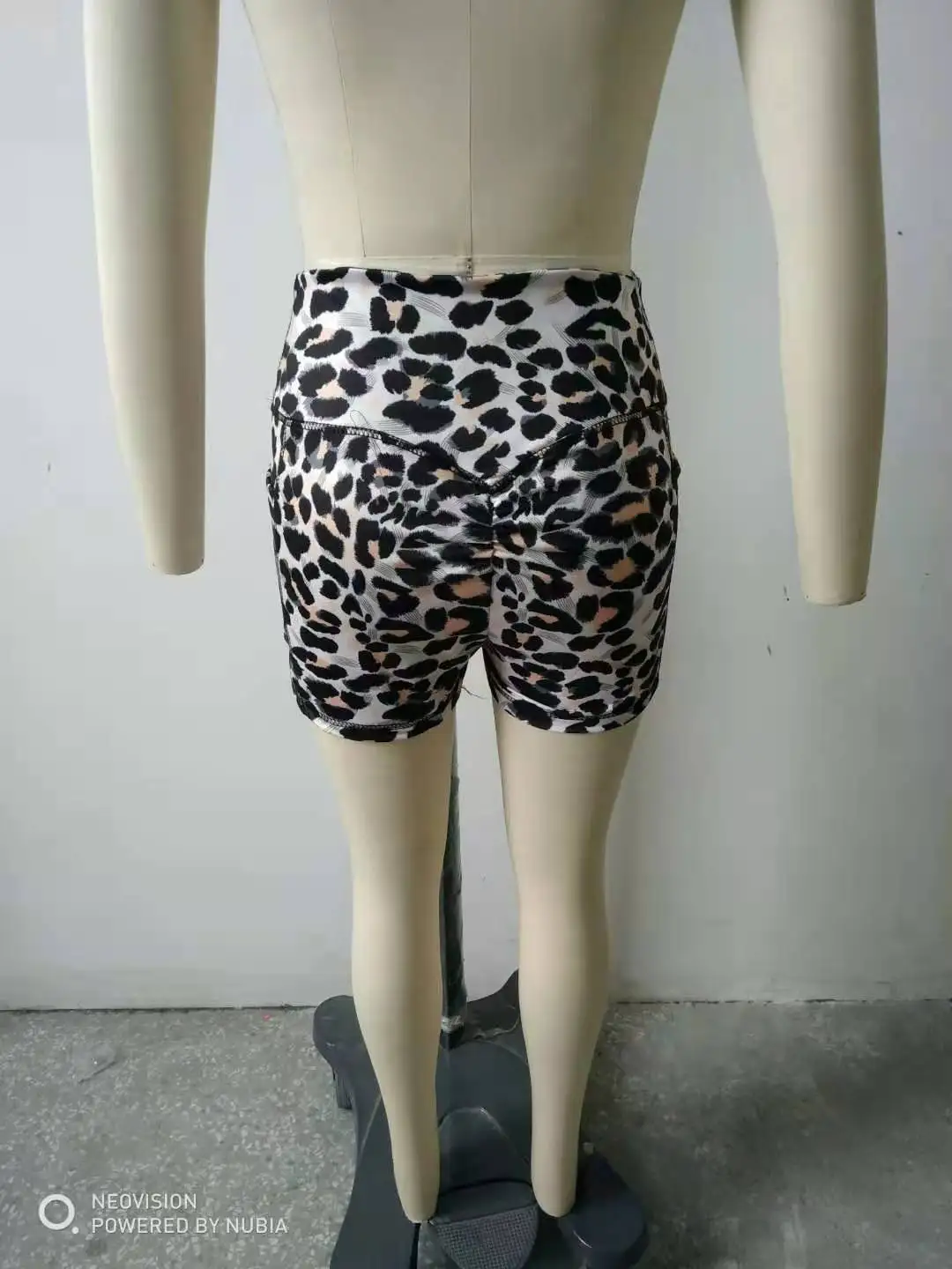 

2021 Serpentine Shorts Women Leopard Print Skinny Shorts Casual Woman White High Waist Shorts Pocket Beach Tunic Ropa De Mujer