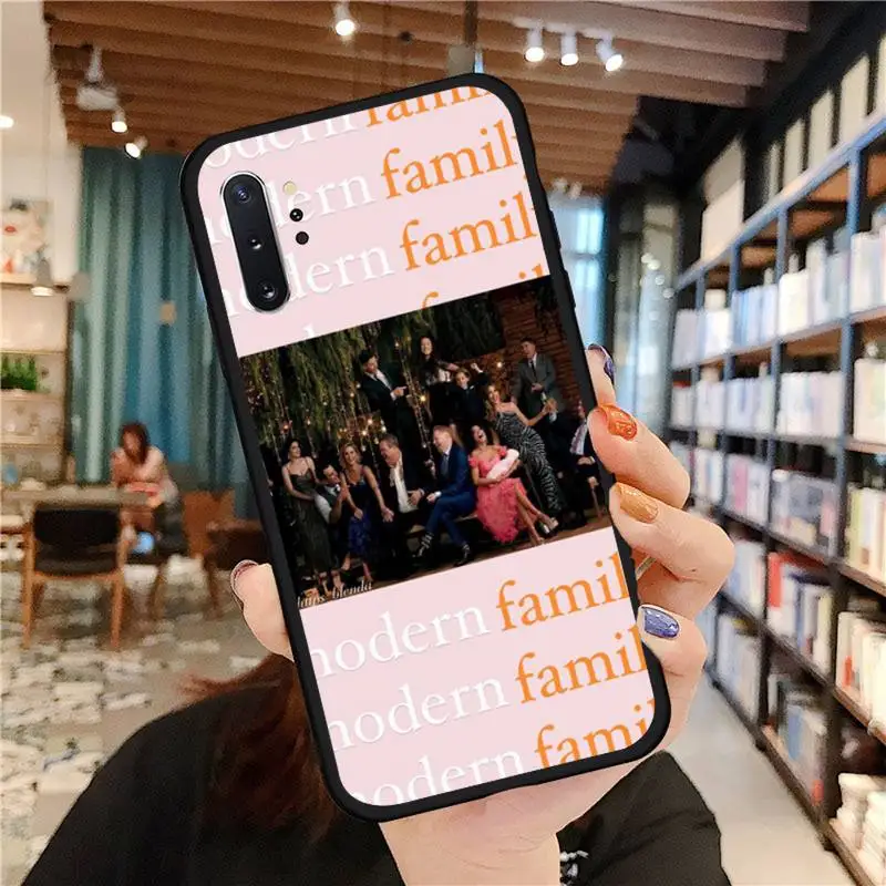 

Modern Family Phone Cases For Samsung A50 A51 A71 A20E A20S S10 S20 S21 S30 Plus ultra 5G M11 funda cover