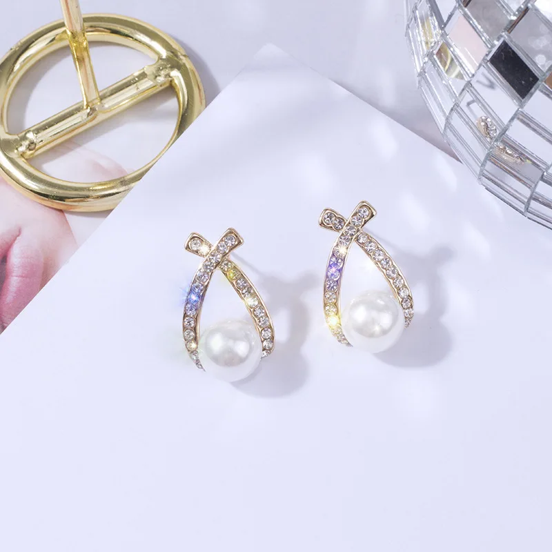 

Crystal Stud Earrings Women Girls Fashion Aretes De Mujer Moda New 2021 Femme Jewelry Oorbellen Pearls Small Brincos Accesorios