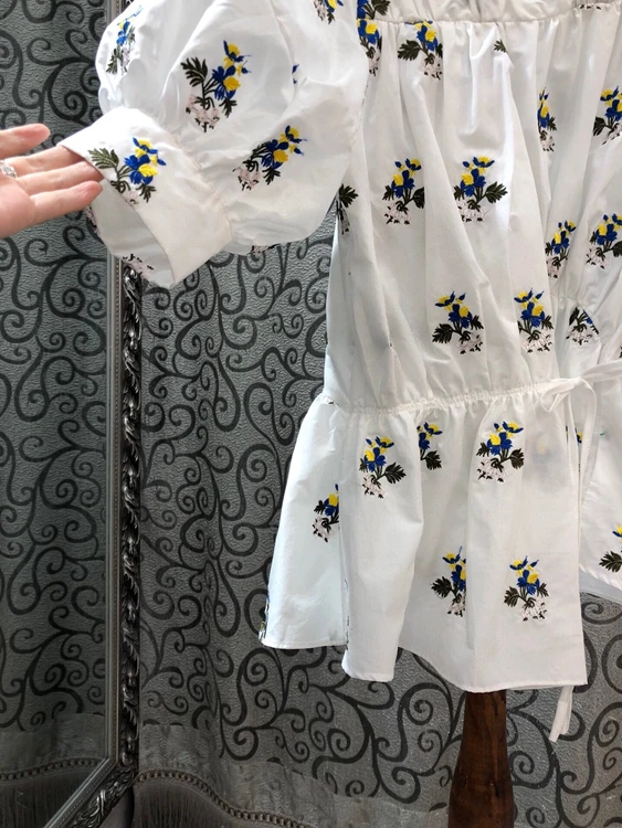 

100%Cotton Tops 2021 Summer Fashion Style Women O-Neck Luxurious Embroidery String Waist Short Sleeve White Dark Blue Tops Lady