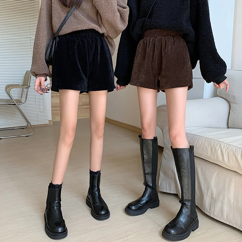 Женские вельветовые брюки с широкими штанинами | Женская одежда