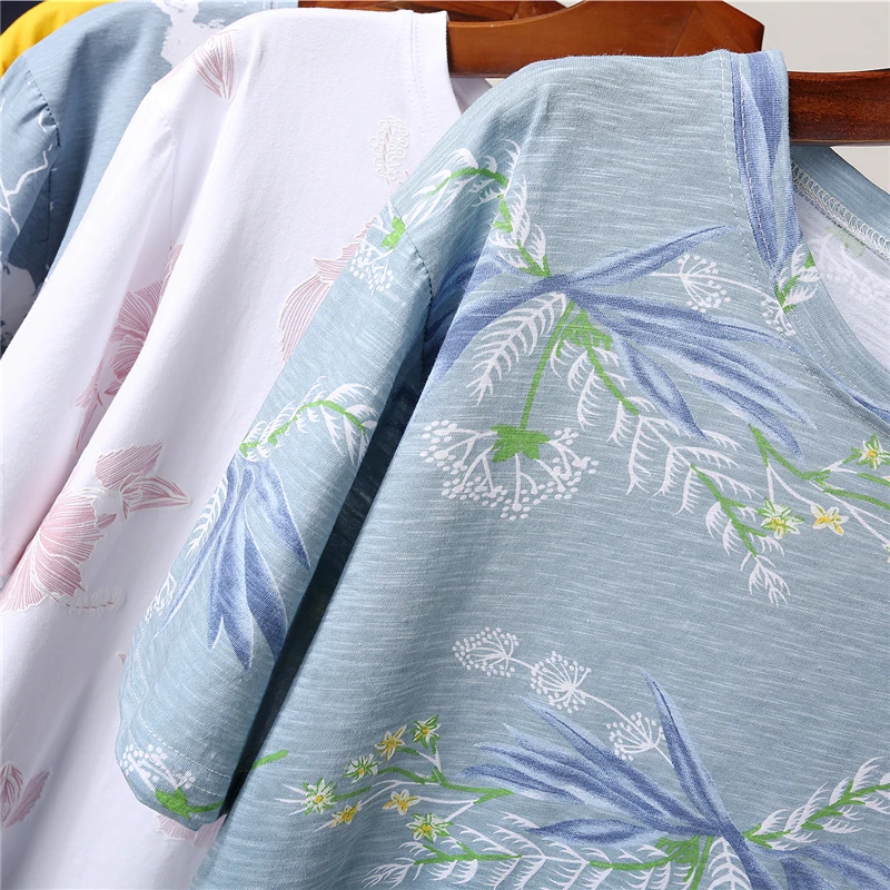 Футболка женская с круглым вырезом коротким рукавом и принтом свободного покроя