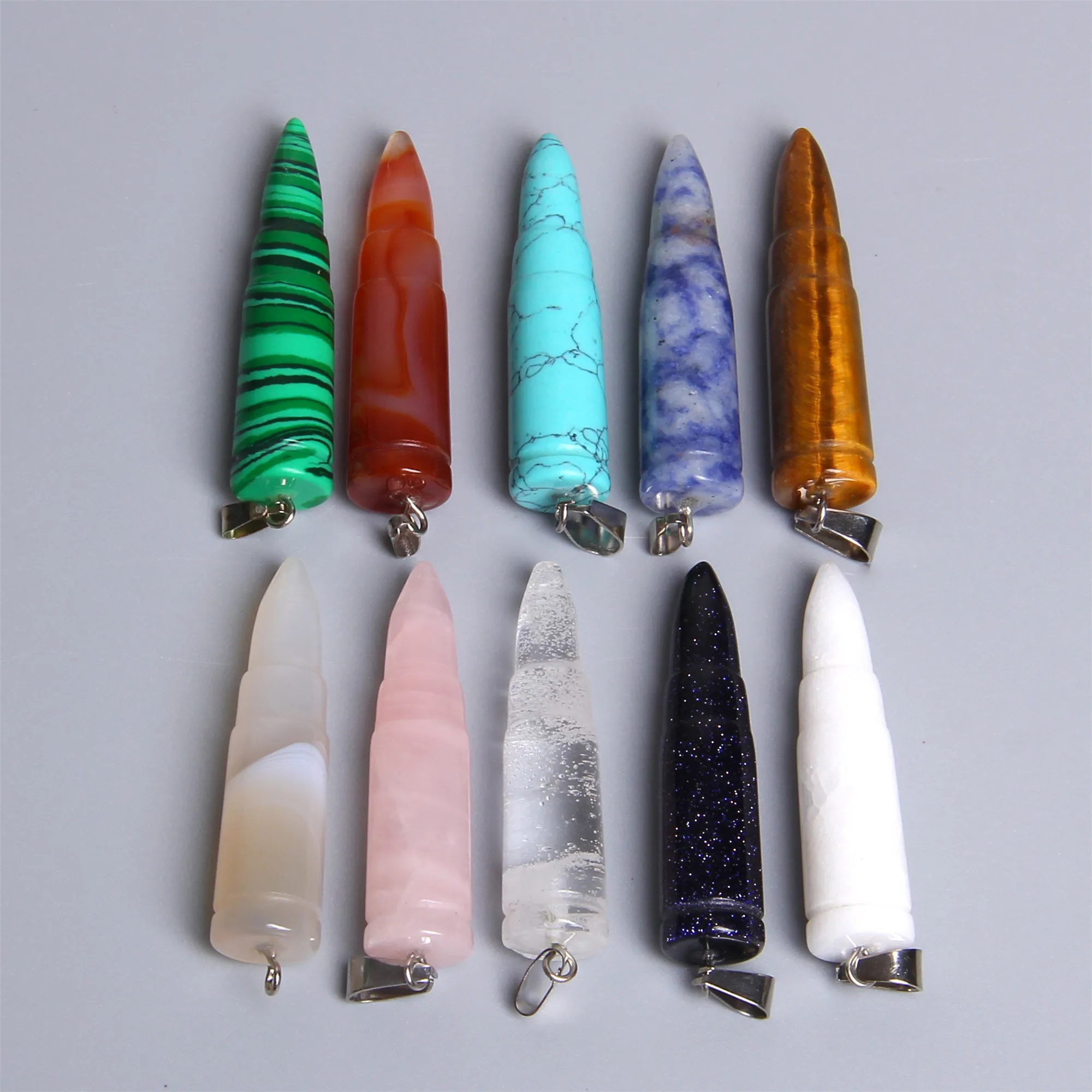 Ожерелье из натурального камня с пятью подвесками-пулями розового, голубого и белого цвета из натурального агата для женщин оптом.