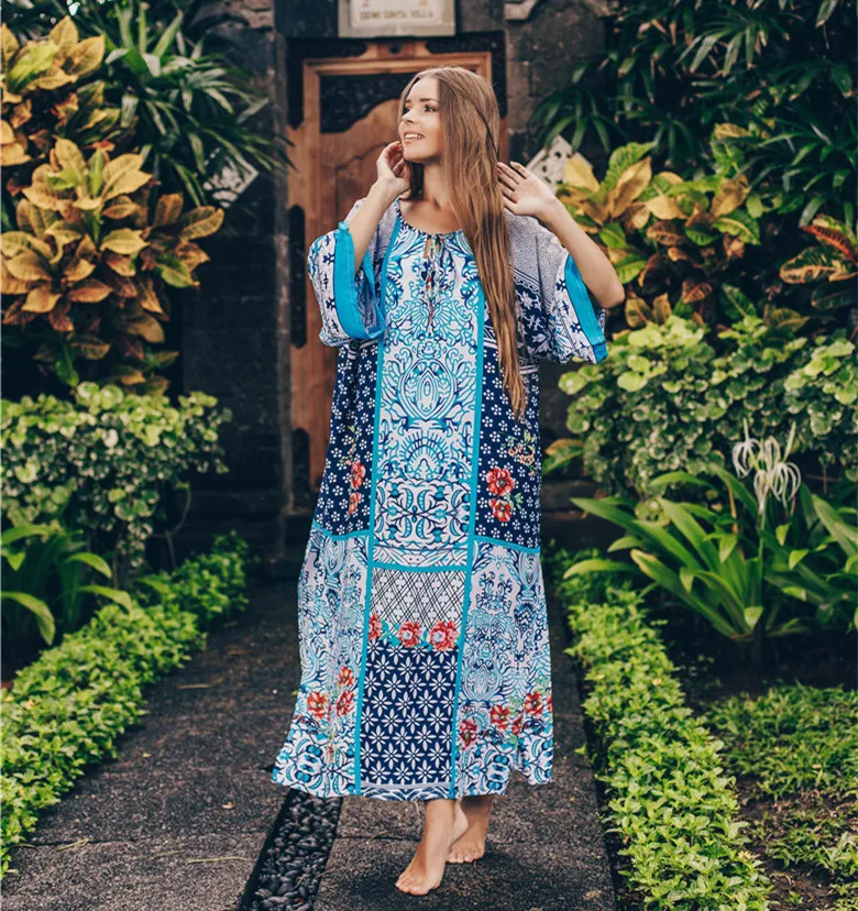 

Женское пляжное платье с V-образным вырезом и принтом