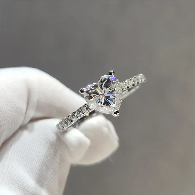 

Women 100% Real 18K White Gold Excellent Cut Diamond Test Passed 1 Carat D Color Moissanite Heart Ring Female Wedding Jewelry