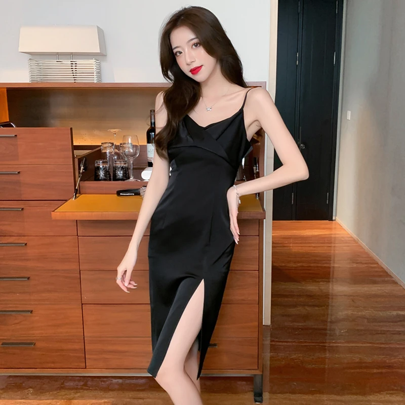 

2023 Women Elegant Party Slit Evening Vestido Bodycon Slim Black V-Neck Sexy Club Midi Dress Summer Korean Vintage Hepburn Dress