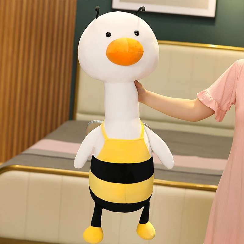 Уточка которая выглядит как планшетофон плюшевая игрушка мягкая подушка