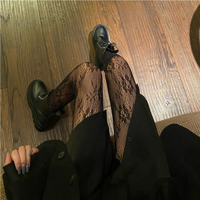 

Lolita Hollowed Out Lace Mesh Stockings Bottomed Pantyhose Japanese Lolita Retro Floral Rattan White Stocking Hot Classic Tights