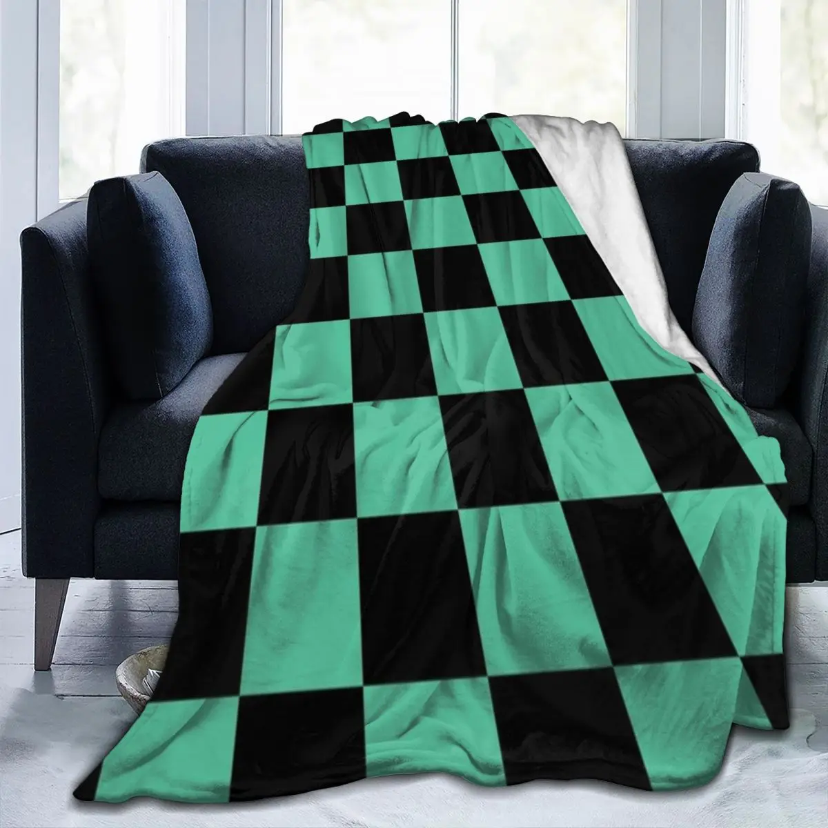 

Demon Slayer Tanjirou Kamado Pattern Blanket Cozy Micro FleeceAnti-pilling Soft Blanket