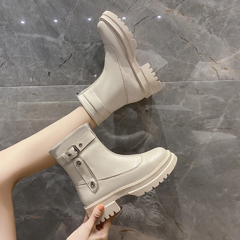 

Женские ботинки, новинка сезона осень-зима 2021, теплые ботинки, модные Универсальные ботинки на молнии спереди с пряжкой, уличные короткие бо...