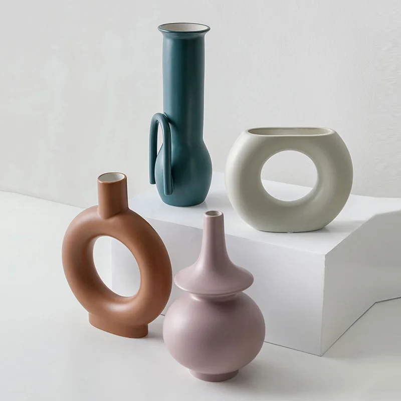 

Creative Art Ceramic Vase Color Decoration Household Nordic Home Living Room Minimalist Gifts statues sculptures