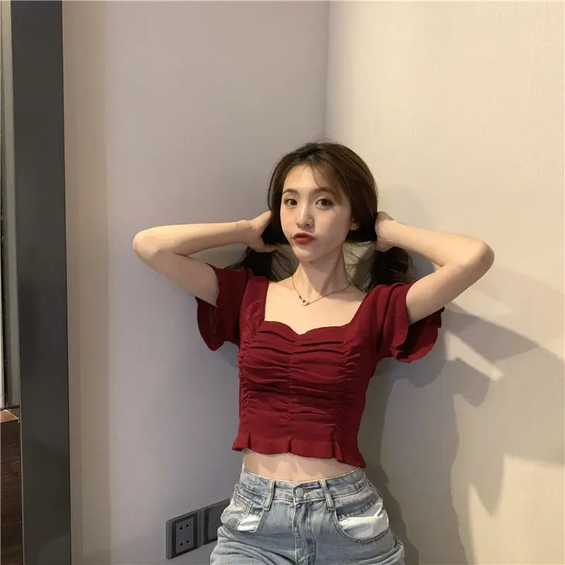 z krótkim rękawem T-shirt damski przycięty solidny dopasowany kwadratowy kołnierzyk letni retro dziewczęcy delikatny słodki codzienny Ins