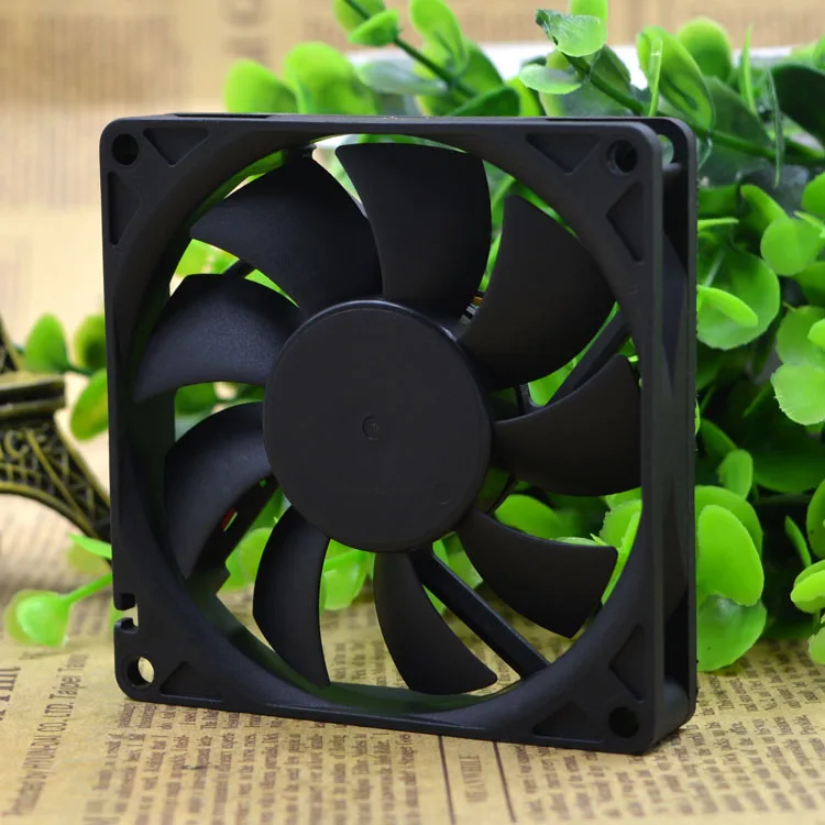 

Yuanshan Fd128015eb 8015 12v 0.46a 8cm/cm Max Airflow Rate Double Ball Fan