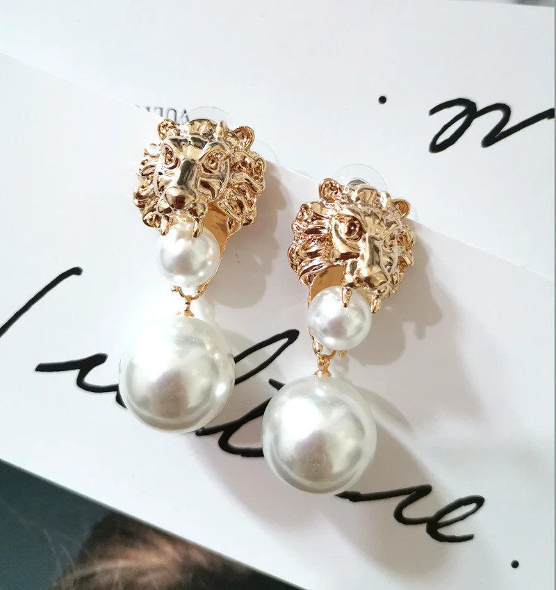 Большие серьги подвески с головой льва и жемчугом панковские висячие