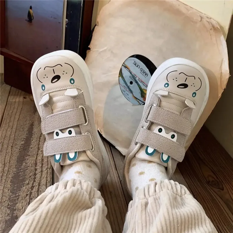 

Women Graffiti Velcro Sneakers Designer Harajuku Chunky Platform Shoes Female Fashion Casual Flats Cute Running Tennis Trainers