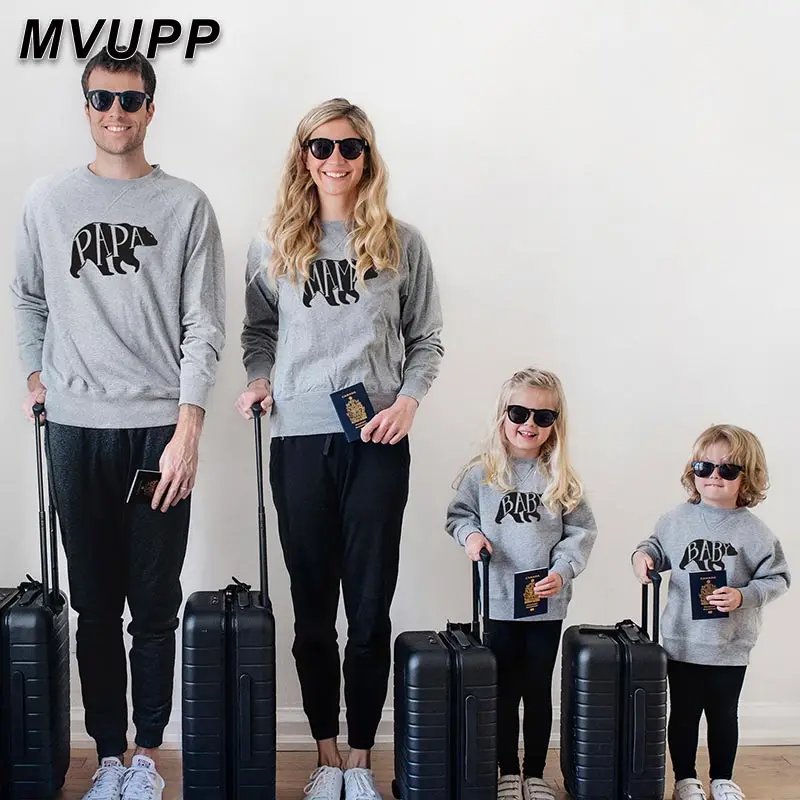 Одинаковые комплекты с изображением медведя одежда для мамы и ребенка всей семьи