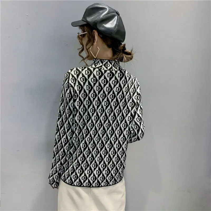 

Autumn and Winter New Fleece Thickened Half-High Collar Women 's Base Shirt Foreign Knitted Sweater Warm Top