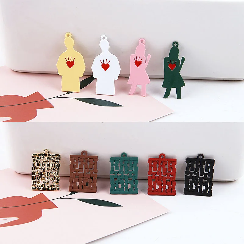 30 шт./лот подвески из сплава с распылителем окрашенные цветные ювелирные изделия