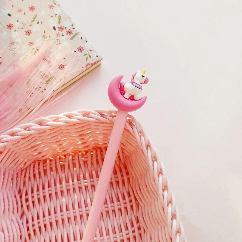 Радуга Единорог детская мультипликационная гелевая ручка милые Kawaii красивые черные чернила ручка для девочки детский подарок канцелярские принадлежности для офиса и школы - Цвет: unicorn 16