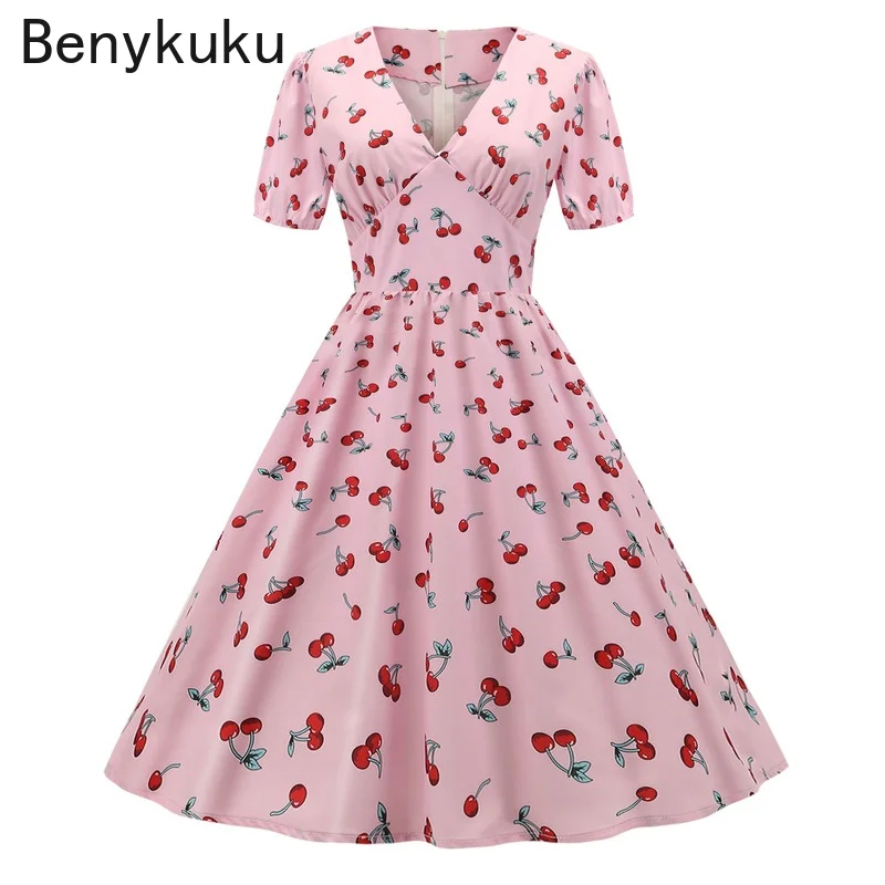 Женское винтажное платье с завышенной талией розовое V-образным вырезом коротким