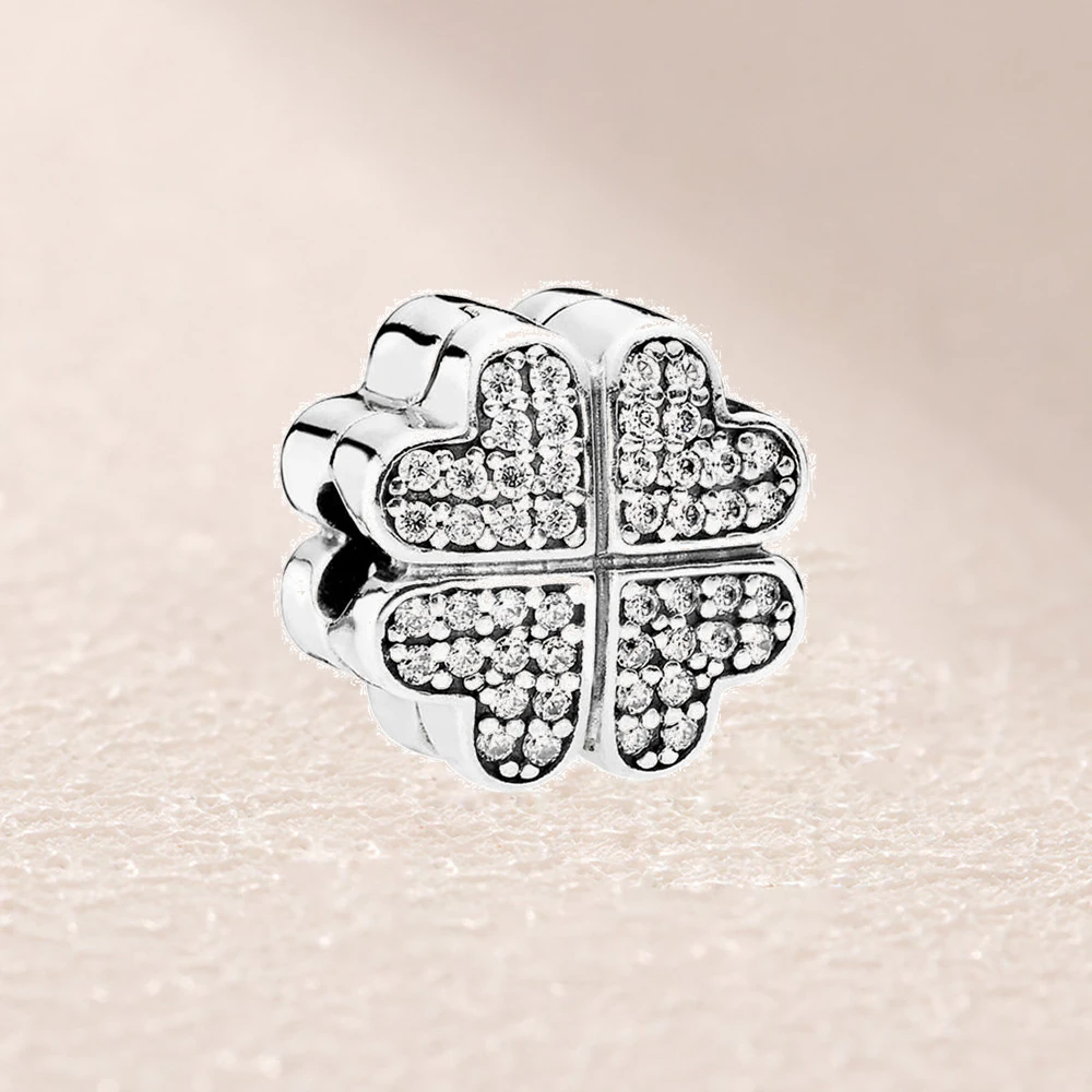 

791805CZ PETALS OF LOVE CLIP