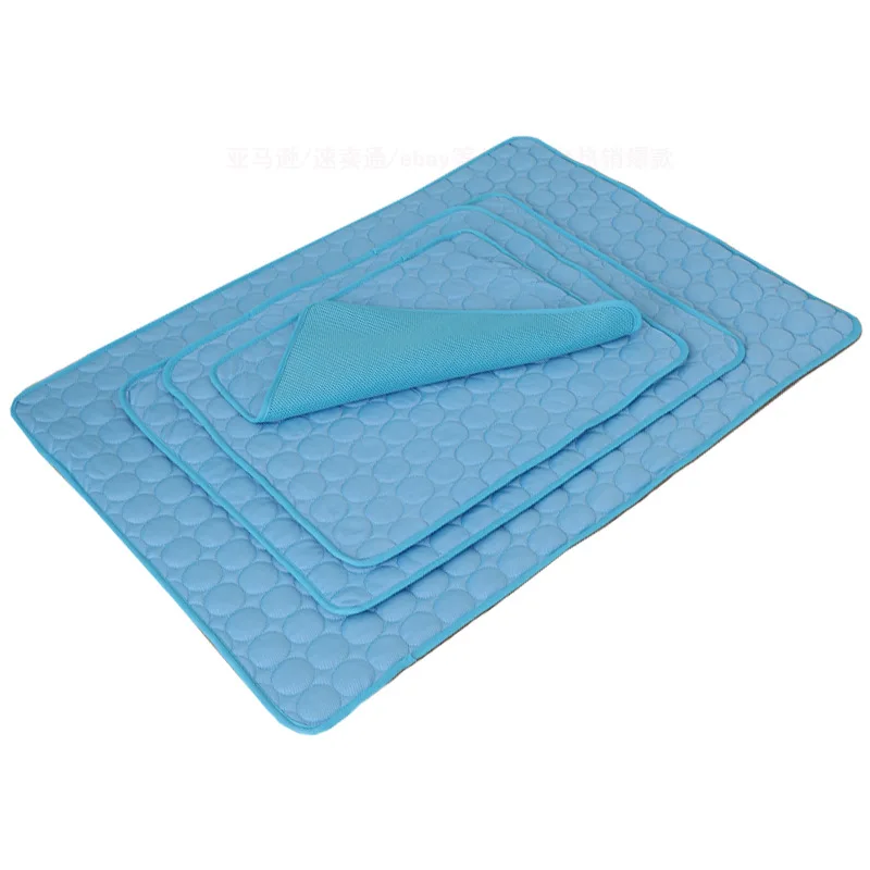 

Small Washable Summer Pets Cooling Pad Dogs Sofa Mat Cats Sleeping Pad Soft Beds Air Conditioner Car Mat Heat Proof Mat