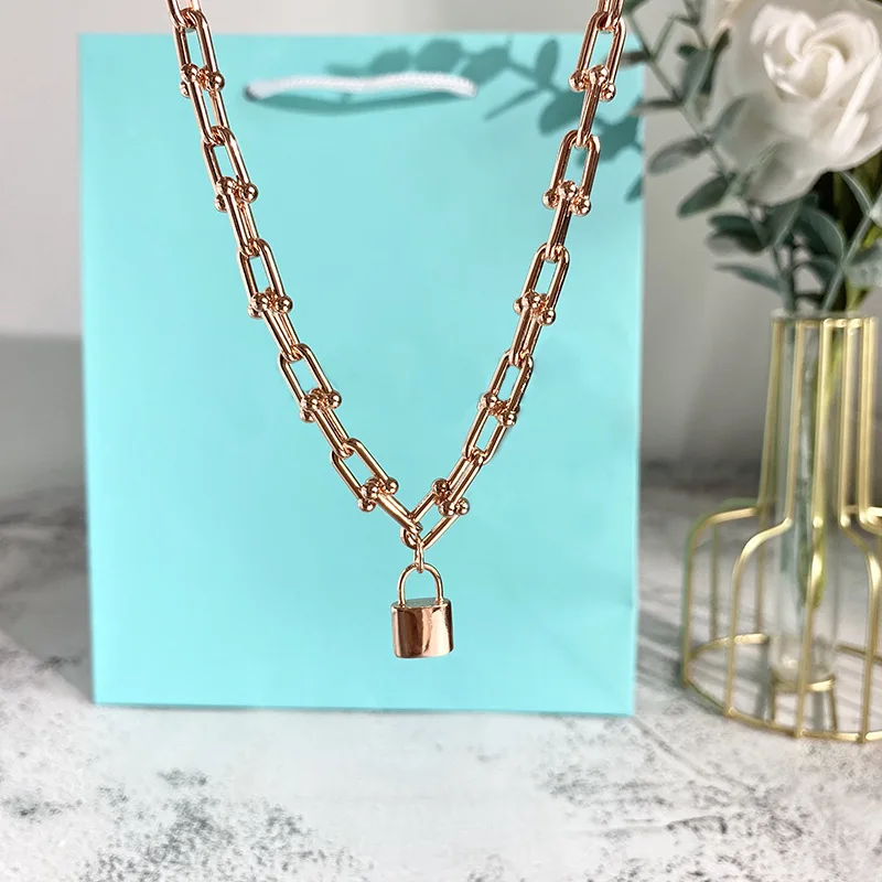 

2021 luxury Jewelry lock pendant necklace for women as gift free shipping